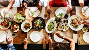 How To Find Best Restaurants When Traveling