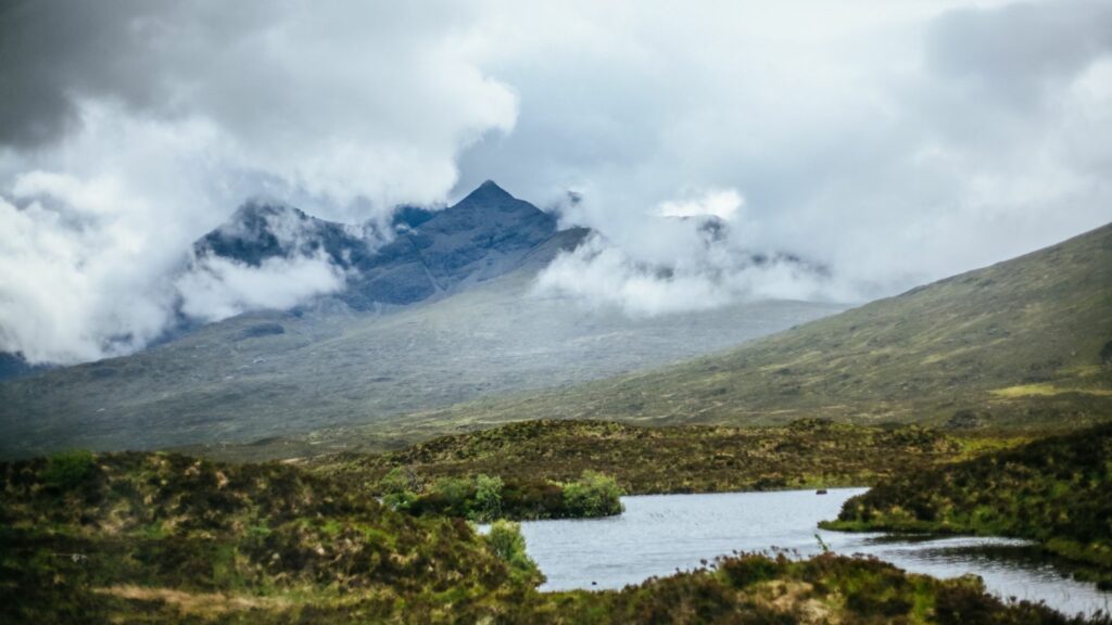 Bla Bheinn Skye