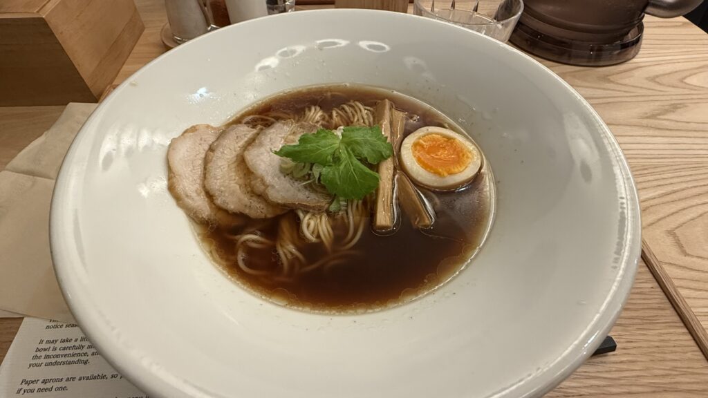 Shinjuku - Ramen in broth