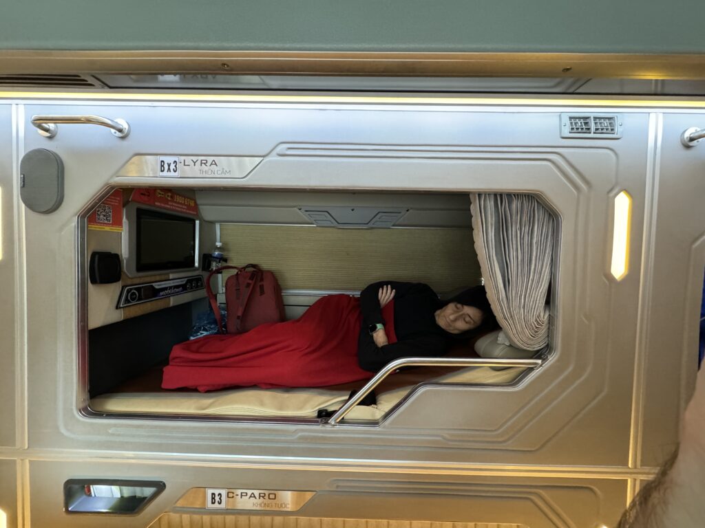 bus vietnam