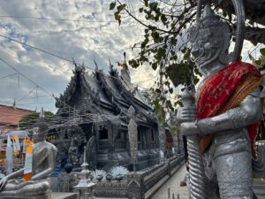 Chiang Mai Guide: Slow Down, Go Local and See Chiang Rai
